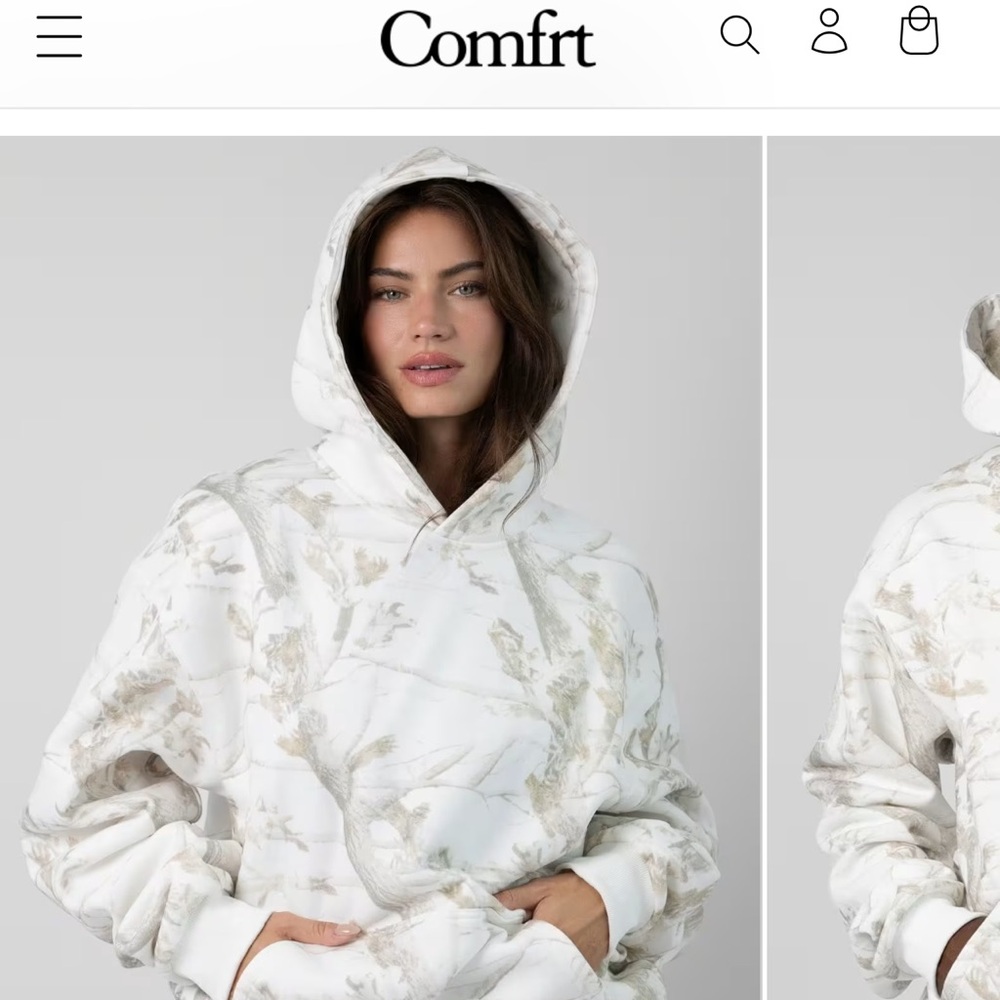 Comfrt Camo Hoodie NWOT